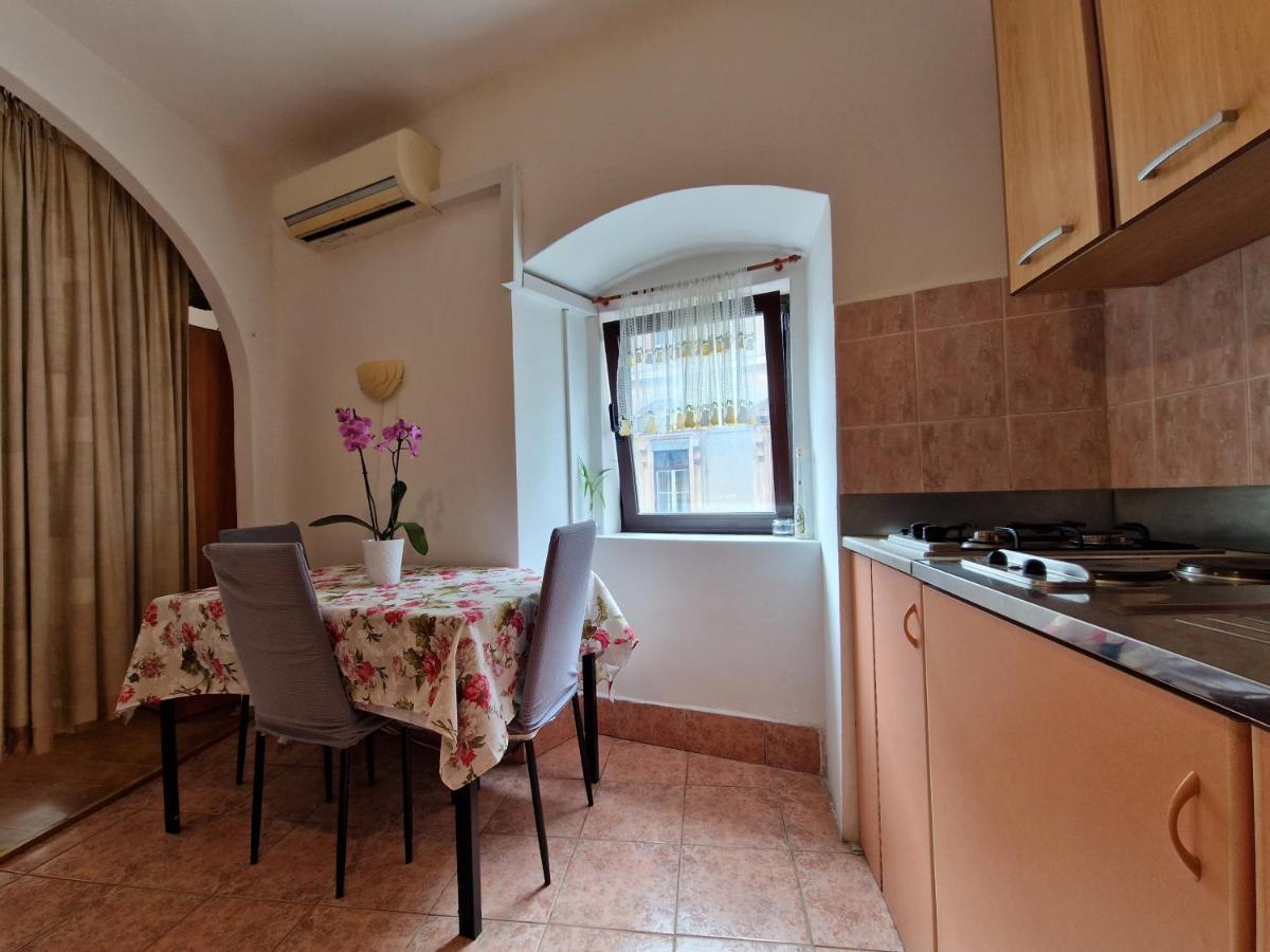Apartman Vesna Leilighet Rijeka Eksteriør bilde